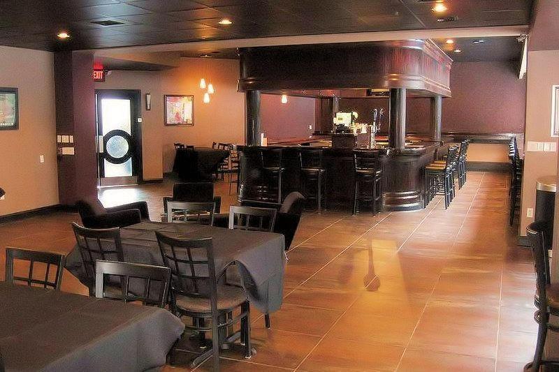 Causeway Bay Hotel Lansing Ngoại thất bức ảnh