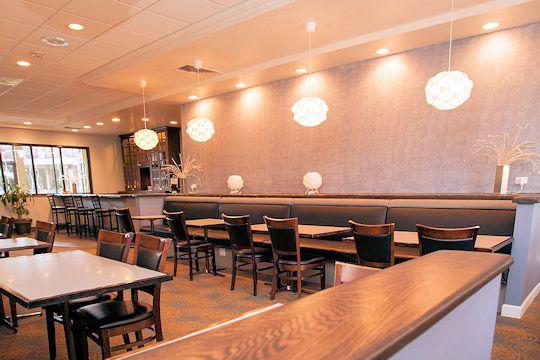 Causeway Bay Hotel Lansing Ngoại thất bức ảnh