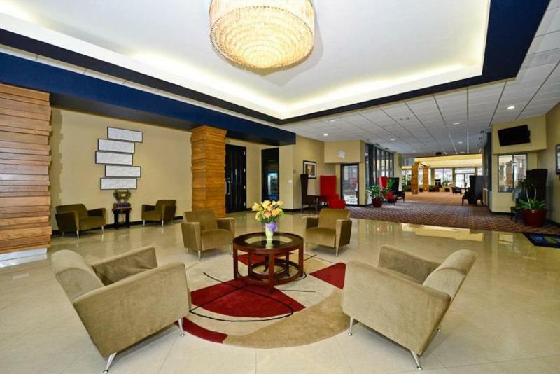 Causeway Bay Hotel Lansing Ngoại thất bức ảnh