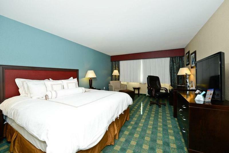Causeway Bay Hotel Lansing Ngoại thất bức ảnh